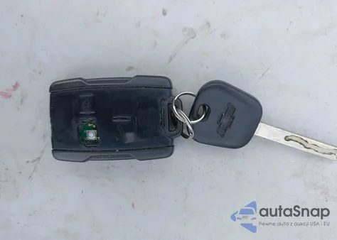 2018 Chevrolet Silverado 1500 1Lt из США, поврежденный, VIN 3GCPCREH9JG143664